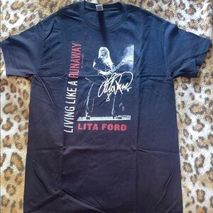 Gildan Black 'Living Like a Runaway' Graphic Tee